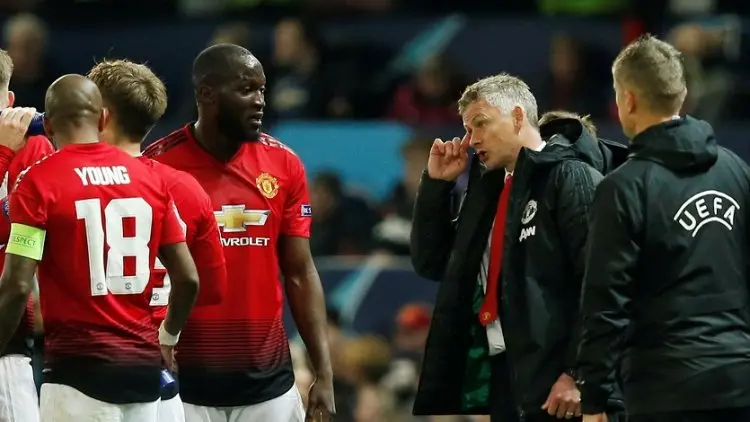 Wah... Gaji Pemain Man United Terancam Dipotong