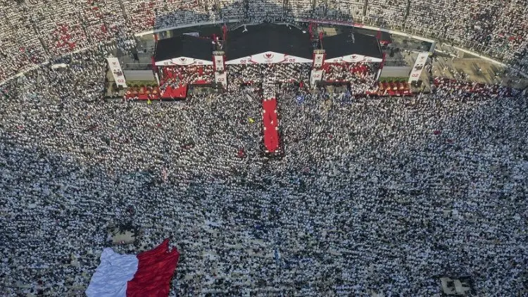 Lautan Manusia di SUGBK, Sandiaga: Saya Haru Biru