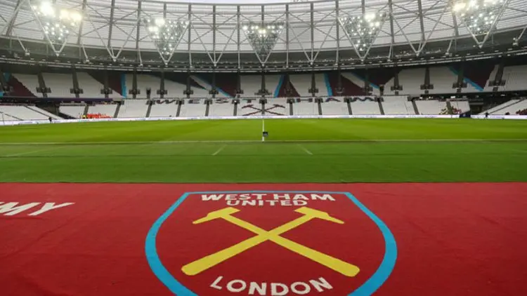 West Ham Larang Seumur Hidup Fans Rasis, Bagaimana di Indonesia?
