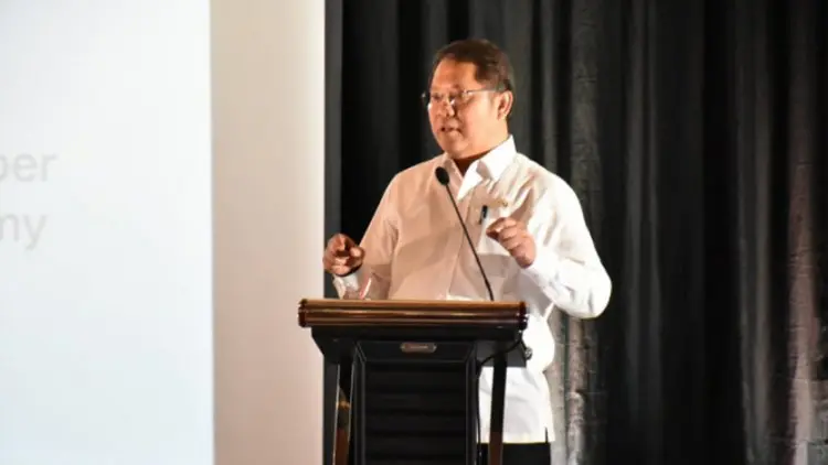 Kemkominfo Luncurkan Chatbot Anti Hoaks