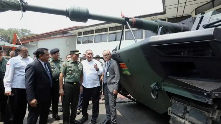 Pindad Bukukan Kontrak Rp3,04 Triliun