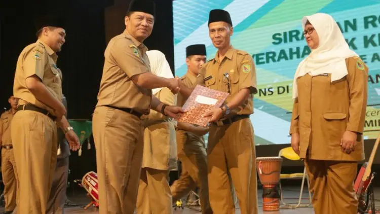 1.052 ASN Kabupaten Bandung Terima SK Kenaikan Pangkat