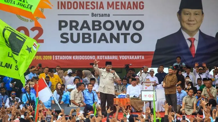 Prabowo, Titiek Soeharto, dan Singkong Petani