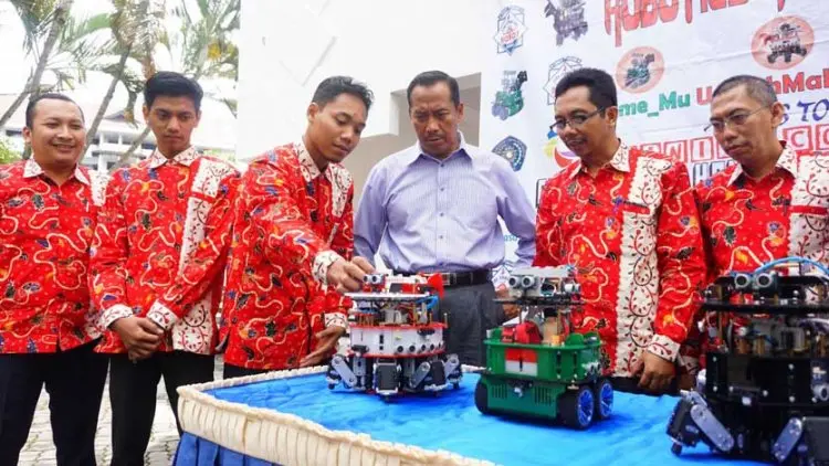 3 Tim Robotika UMM Berlaga ke AS