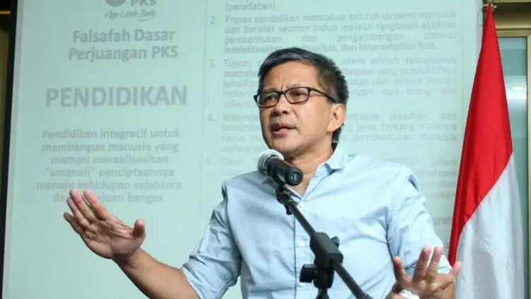 Rocky Gerung Minta Pemilu Diawasi Lembaga Asing
