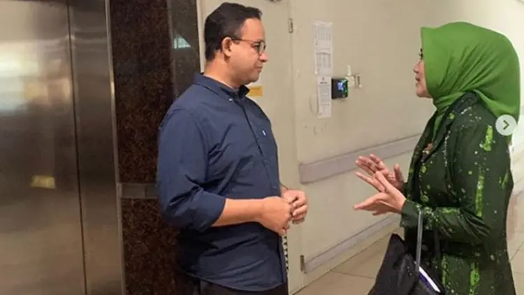 Si Cinta Kaget, Anies Baswedan Besuk Mertua Ridwan Kamil
