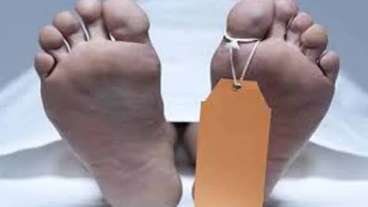 Sempat Dikira Boneka, Seorang Ibu Rumah Tangga Ditemukan Tewas di Kali