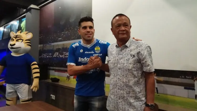 Fabiano Beltrame dan Angka Sakral 15 di Punggungnya