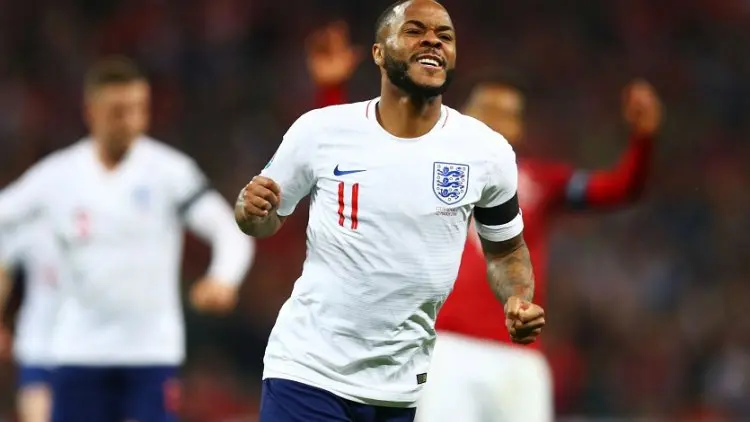 Sterling Hattrick, Inggris 5-0 Rep.Ceko