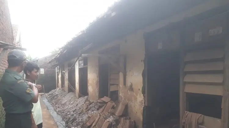 Banjir Surut, Rumah-rumah Warga Rusak