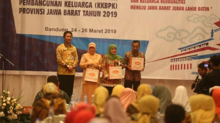 BKKBN Jabar Komitmen Wujudkan KKBPK