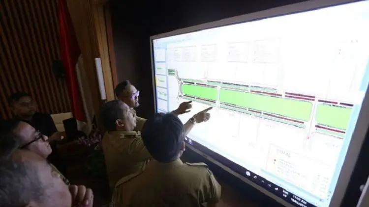 Pemkot Tata Ulang PKL di Monumen Perjuangan