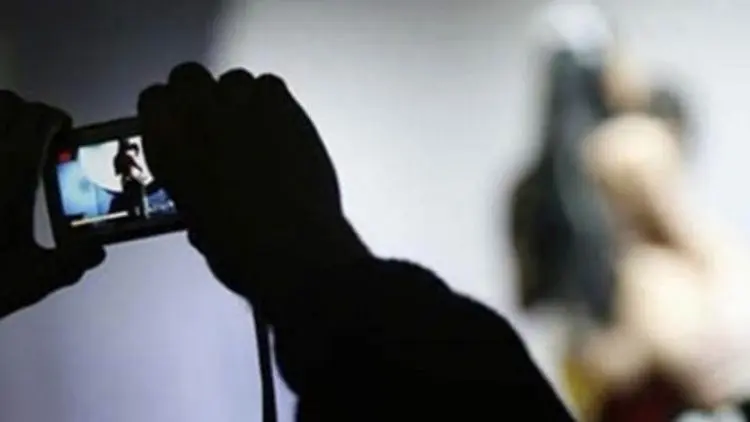 16 Ribu Orang Korban Kamera Pengintai Pornografi
