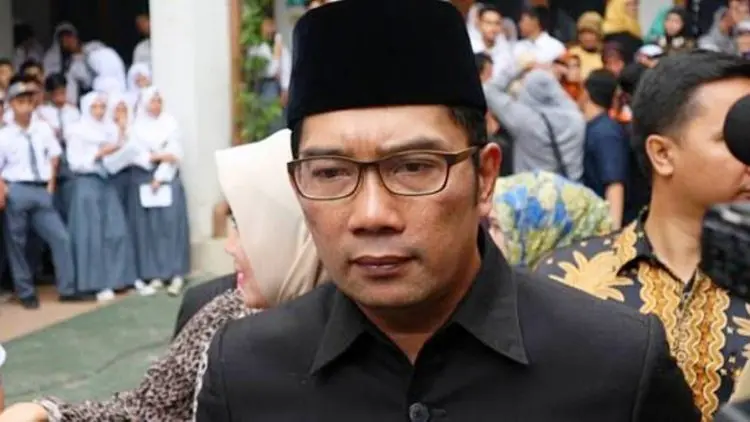 Ridwan Kamil Usul SD-SMP-SMU Disatukan Satu Gedung