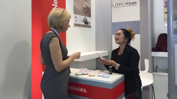 Hore, Bulu Mata Palsu Indonesia Jadi Primadona Pameran di Italia