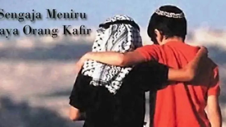 Sengaja Meniru Gaya Orang Kafir