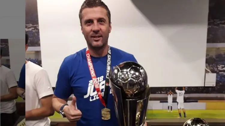 Radovic: Mau ke Final? Kalahkan Dulu Borneo FC