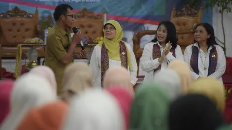 Tiga Istri Menteri Bahu-Membahu Cegah Stunting
