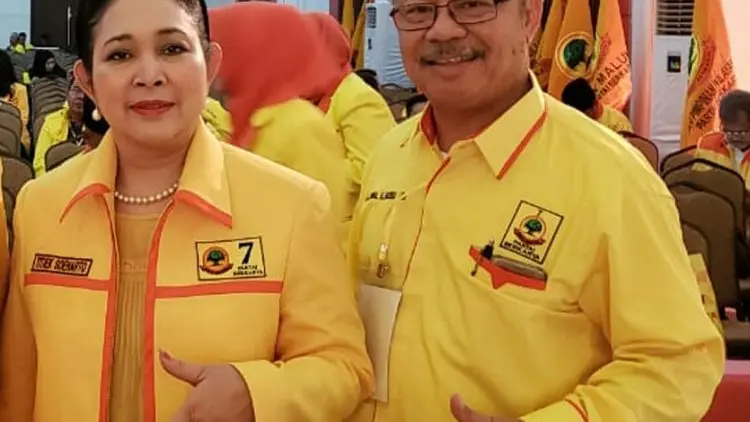Partai BerkaryaPerjuangkan UU Teknologi Informasi dan Komputer