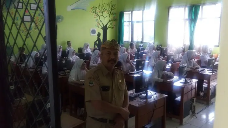 Hari Pertama UNBK di Kab Bandung Berjalan Lancar