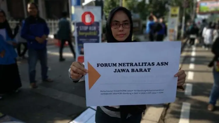 Duh, Dosen PTN dan Lurah di Bandung Malah Kampanye Capres