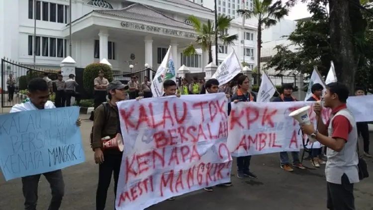 Wagub Uu Mangkir 3 Kali, Mahasiswa Tuntut Penjemputan Paksa