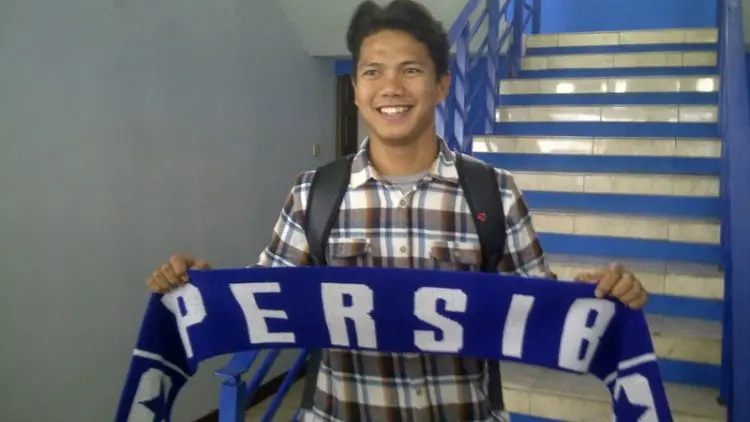 Bukan Persija, Jupe Pilih Pulang ke Persib
