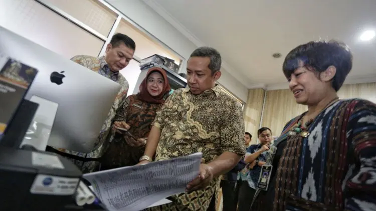 Pastikan Pelayanan Prima, Yana Sidak Tiga Dinas
