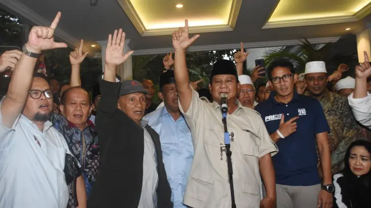 'Tak Usah Ikut Hiruk-pikuk Dulu, Sandi'
