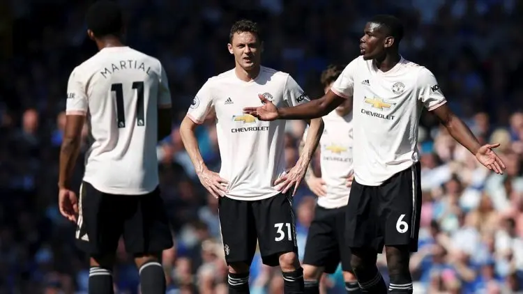 Garry Neville: Man United Memalukan!