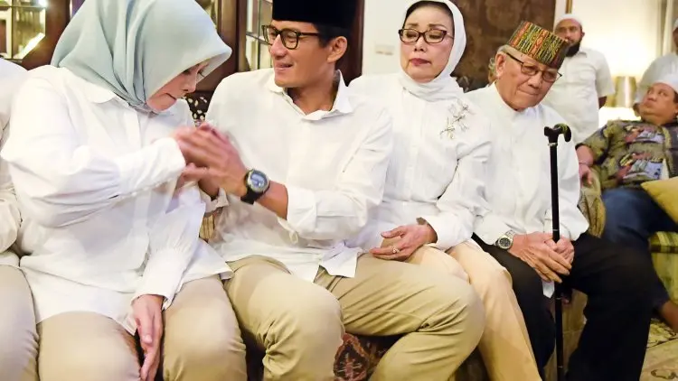 Sudah Fit, Sandi Temui Relawan Siang Ini
