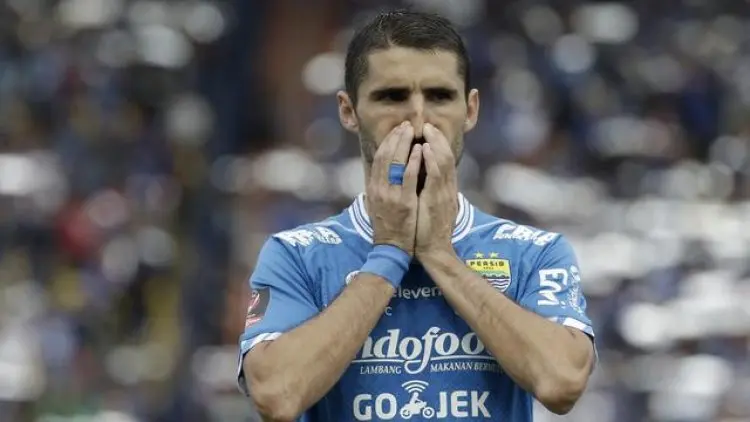 Lawan Borneo FC, Tak Ada Nama Lopicic. Ada Apa?