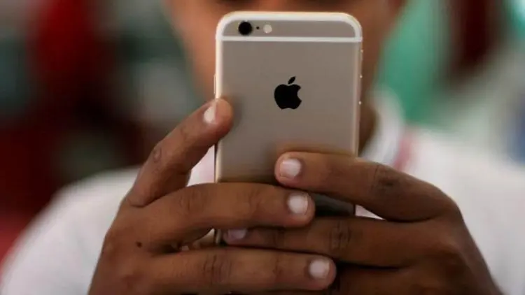Analis: iPhone 2019 Punya Kamera Selfie Lebih Baik