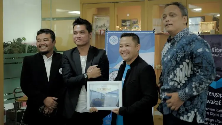 Mengenal Sosok Duta Wakaf Untuk Negeri 