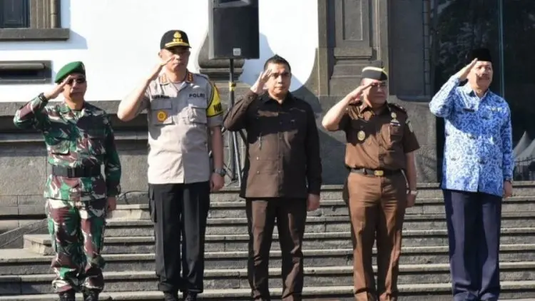 Berbagai Harapan di Hari Otonomi Daerah