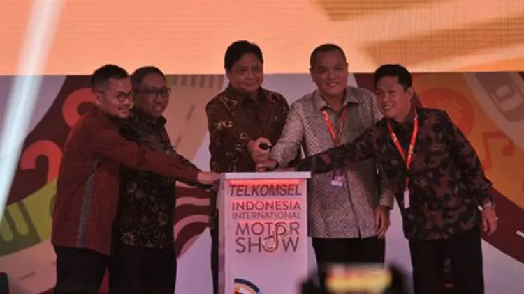 Kemenperin Airlangga Buka Telkomsel IIMS 2019