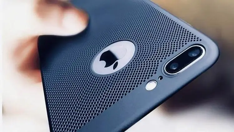 Casing iPhone Khusus Penghilang Panas
