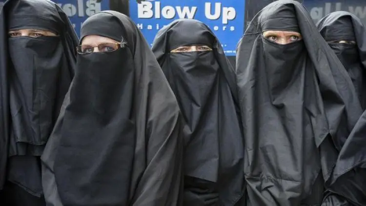 Presiden Sri Lanka Larang Perempuan Tutup Wajah