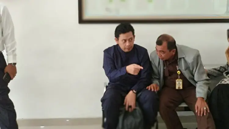 Bupati Cianjur Non Aktif Irvan Rivano Jalani Sidang Perdana
