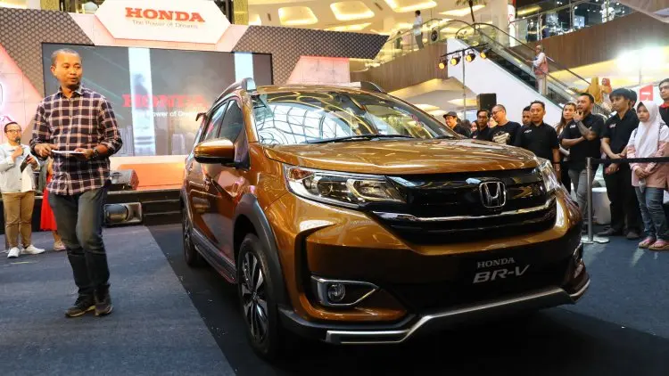 LSUV Honda Tumbuh 5,6%