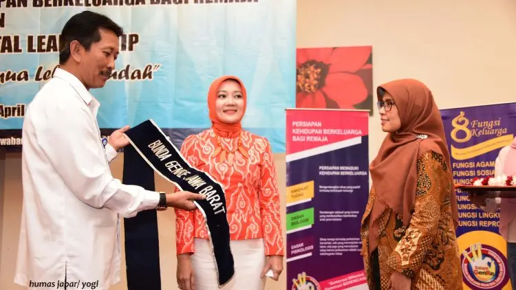 Atalia Dinobatkan Sebagai Bunda GenRe Jawa Barat