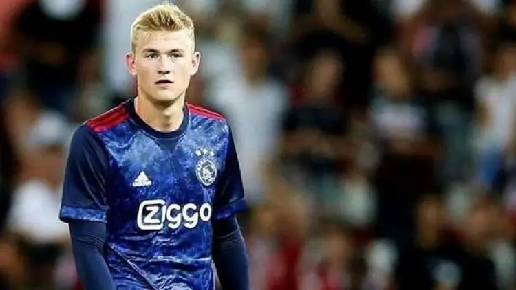 Rising Star Ajax Berpeluang Gabung Juventus