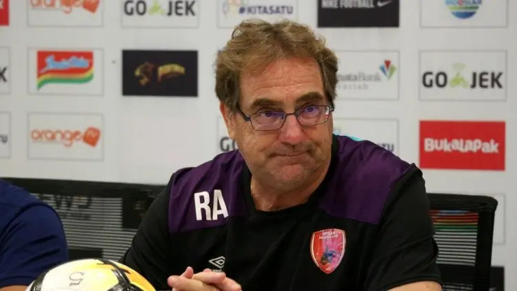 Soal Faktor Kesehatan Rene Alberts, Begini Pernyataan Persib