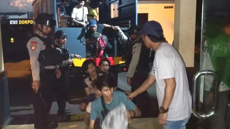 Pesta Seks di Puncak Berkedok Family Gathering?