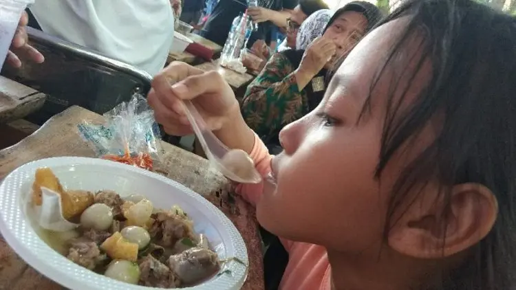 Di Festival Baso Aci, Omzet Pedagang Capai Jutaan Rupiah