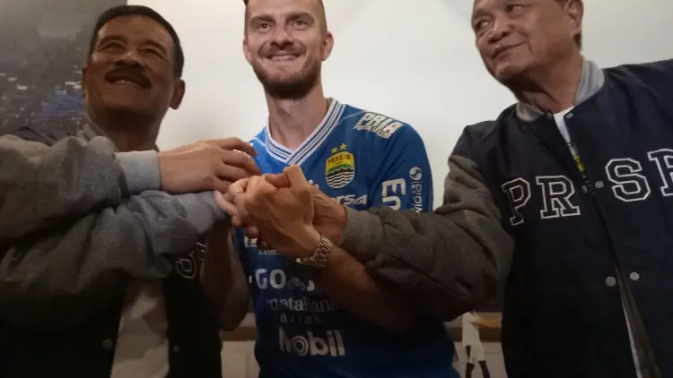 Merapat ke Persib, Rene Mihelic Berstatus Seleksi