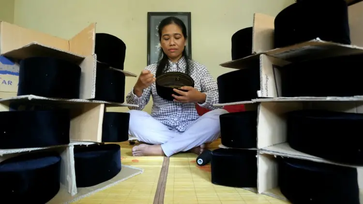 Produksi Peci M Iming