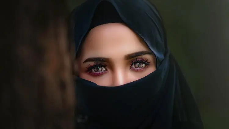 Benarkah Puasa Wanita tidak Berjilbab Ditolak?