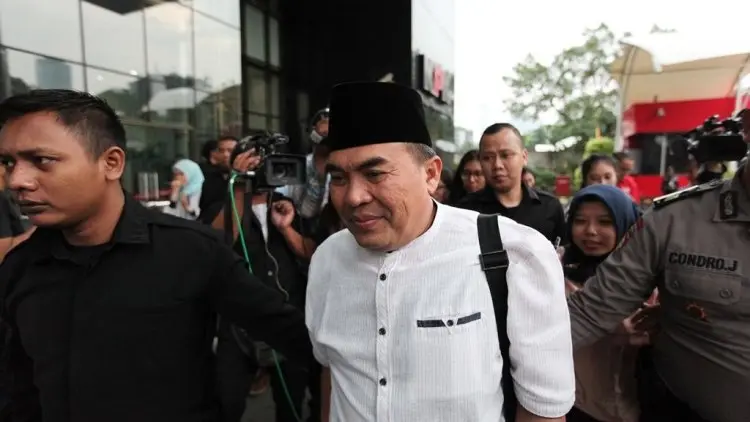 KPK Periksa Bupati Jepara Ahmad Marzuqi