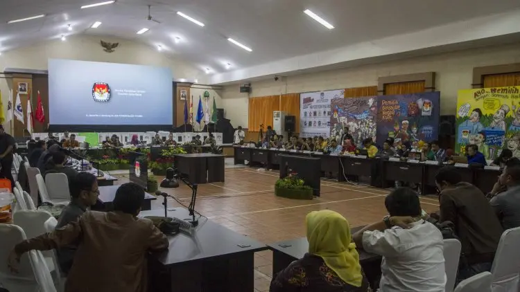 Saksi 02 Tolak Tandatangani Pengesahan Suara Jabar